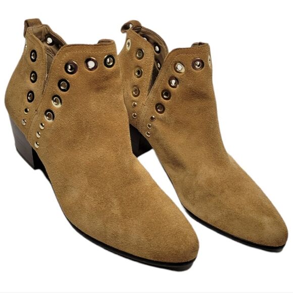 Sam Edelman Shoes - SAM EDELMAN RUBIN GROMMET ANKLE BOOTIES.